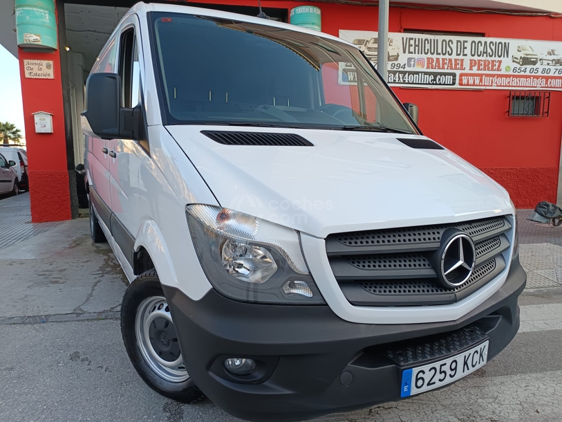 Foto del MERCEDES Sprinter Chasis Cabina 311CDI Compacto