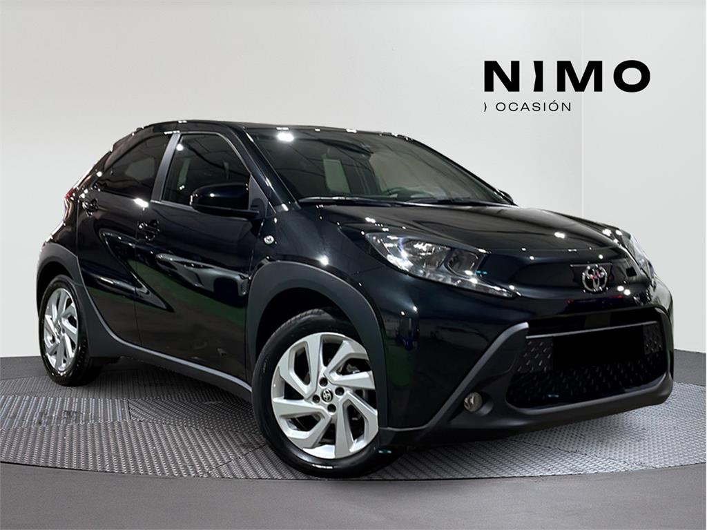 TOYOTA Aygo X Cross (1.0 VVT-I 72CV Play) en Cádiz