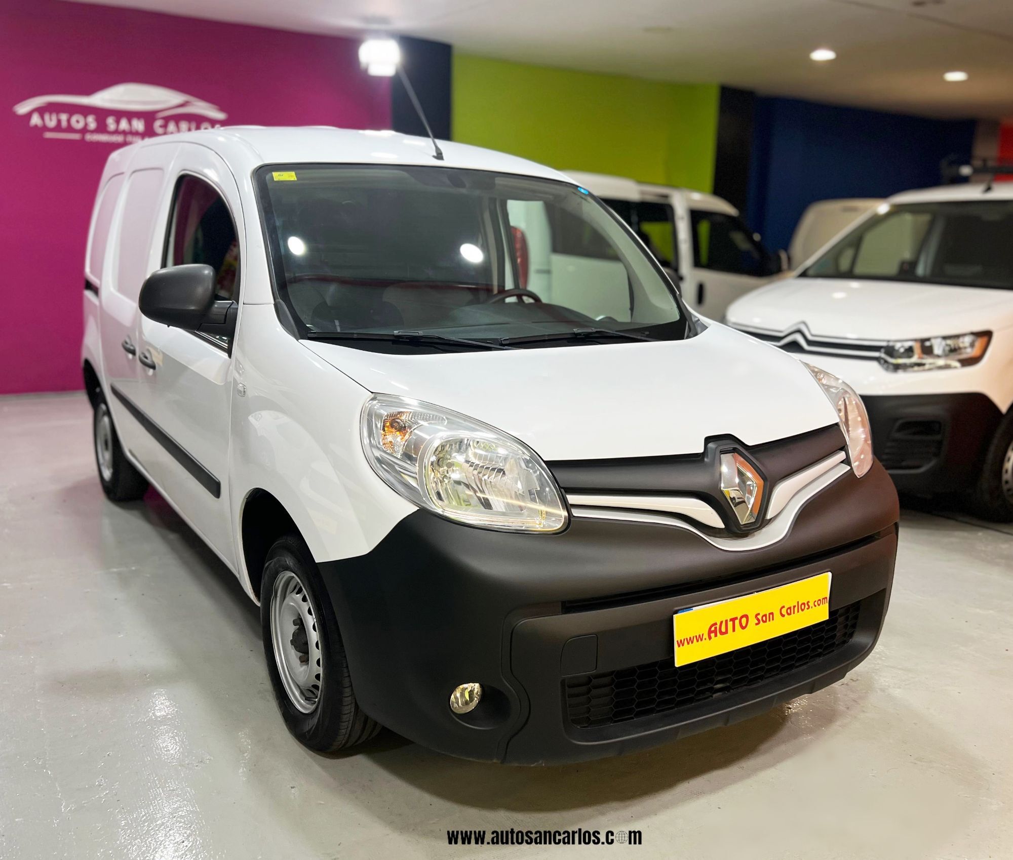 RENAULT Kangoo (Fg. 1.5dCi Profesional 55kW) en Barcelona