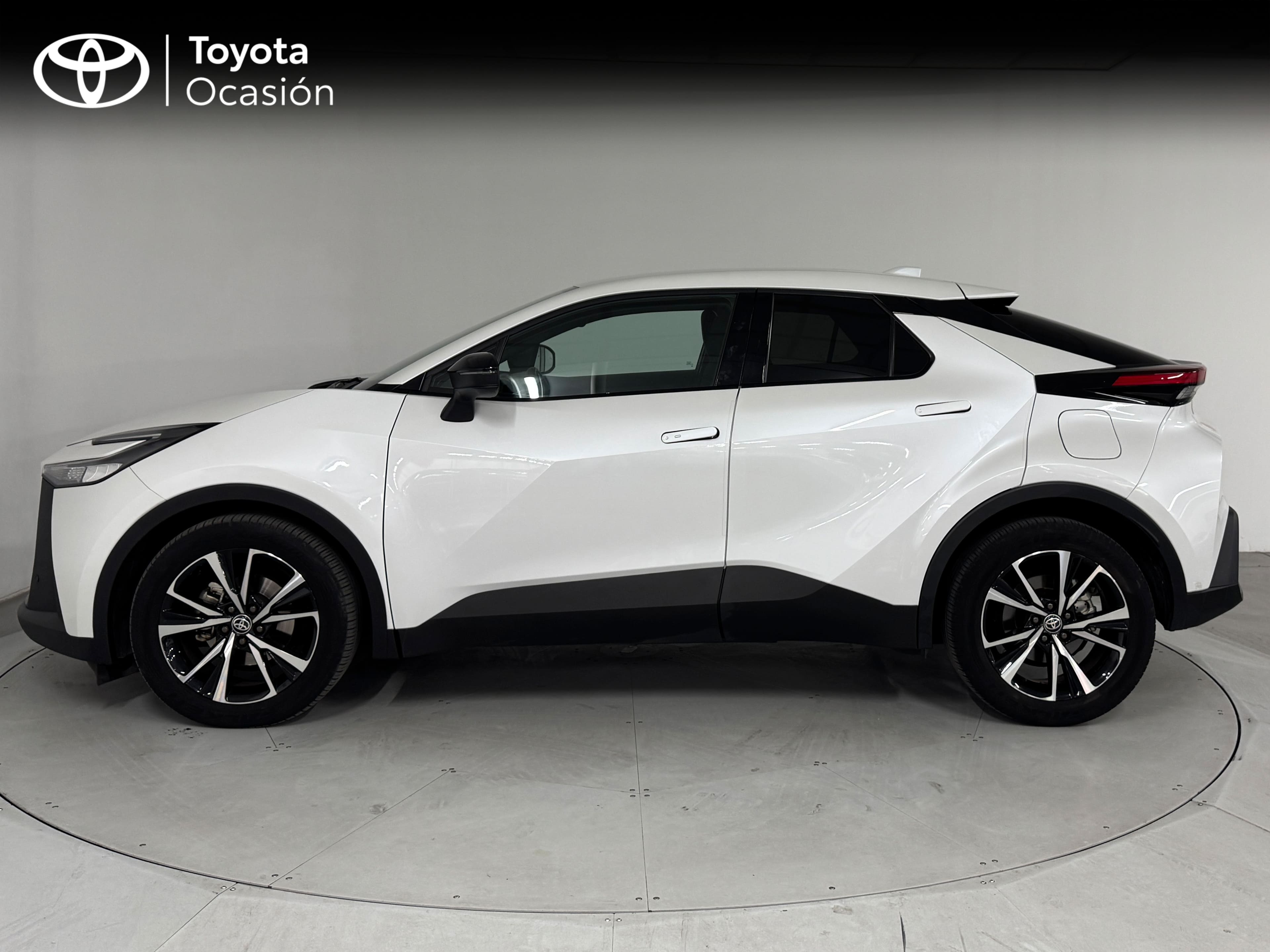 Foto del TOYOTA C-HR 140H Advance