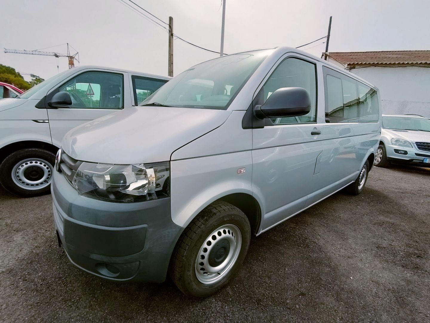 Foto del VOLKSWAGEN Caravelle 2.0TDI BMT Comfortline Ed. 114
