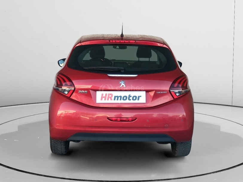 Foto del PEUGEOT 208 1.2 PureTech S&S Signature 82