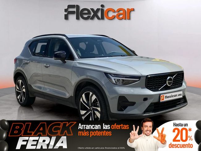 VOLVO XC40 (2.0 B3 G Plus Dark Auto) en Girona