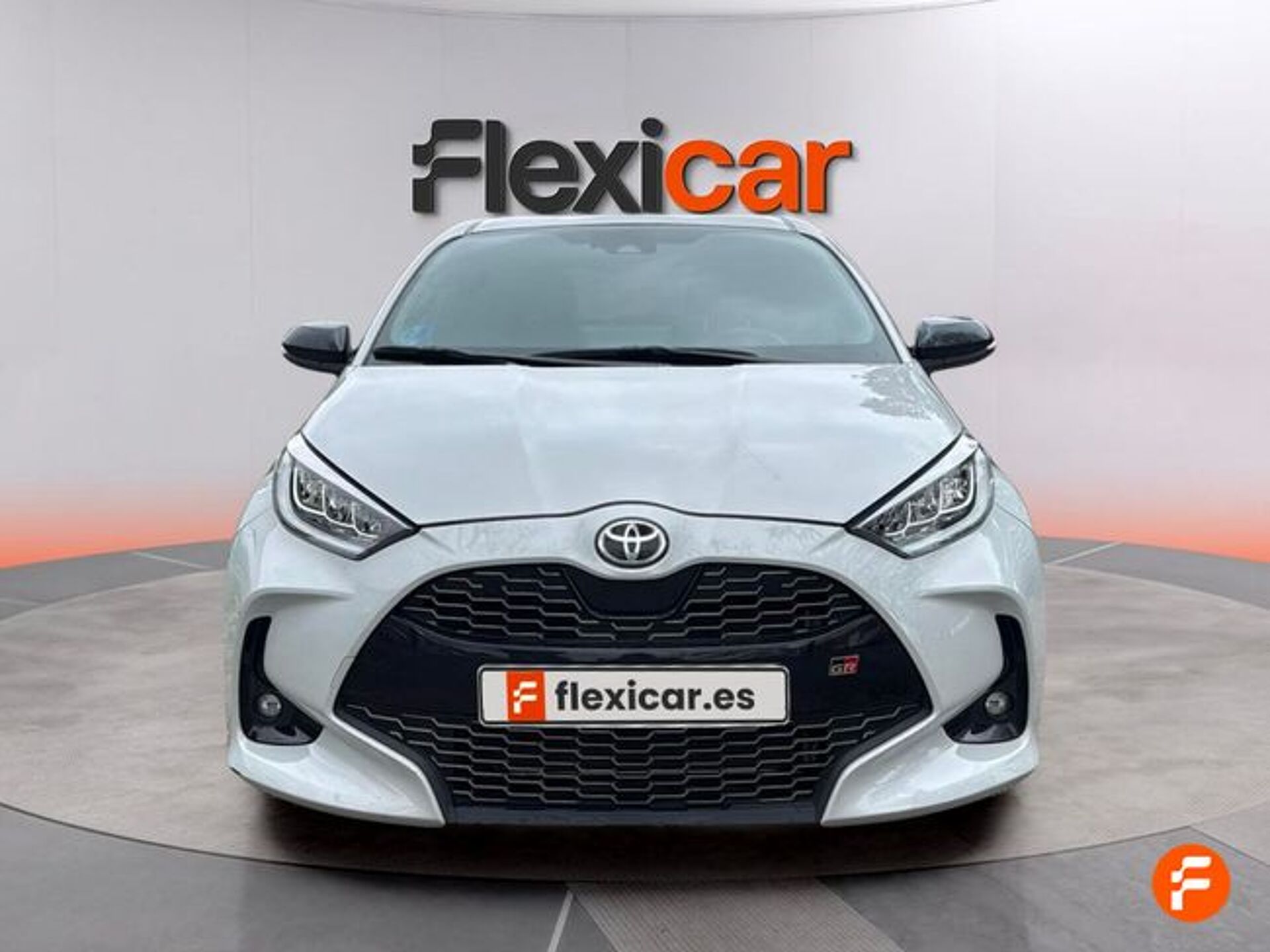 Imagen 2 de TOYOTA Yaris