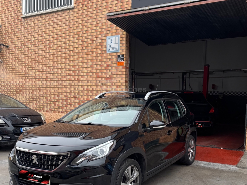 Foto del PEUGEOT 2008 1.2 PureTech S&S Allure EAT6 110