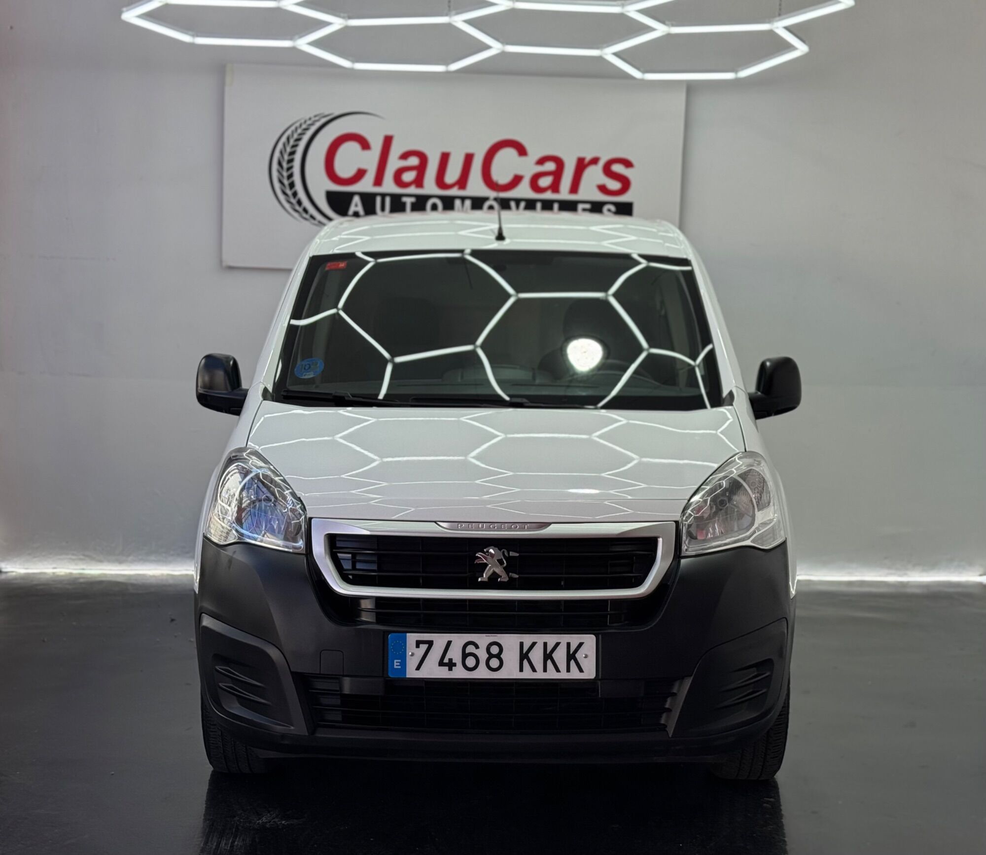 Foto del PEUGEOT Partner Furgón Electric Confort L1