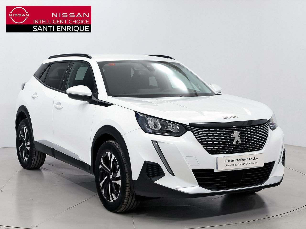 PEUGEOT 2008 (Allure Pack Puretech 130 S&S BVM6) en Barcelona