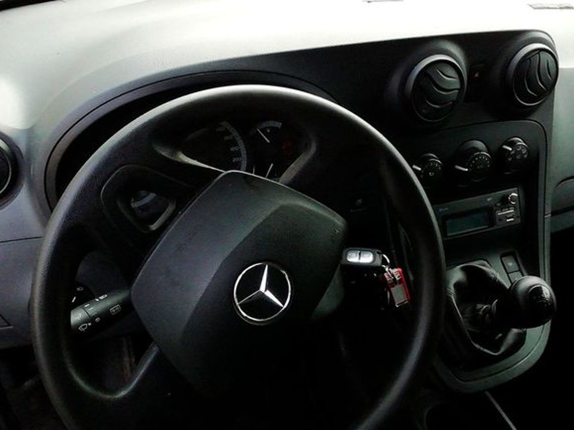 Imagen 2 de MERCEDES Citan