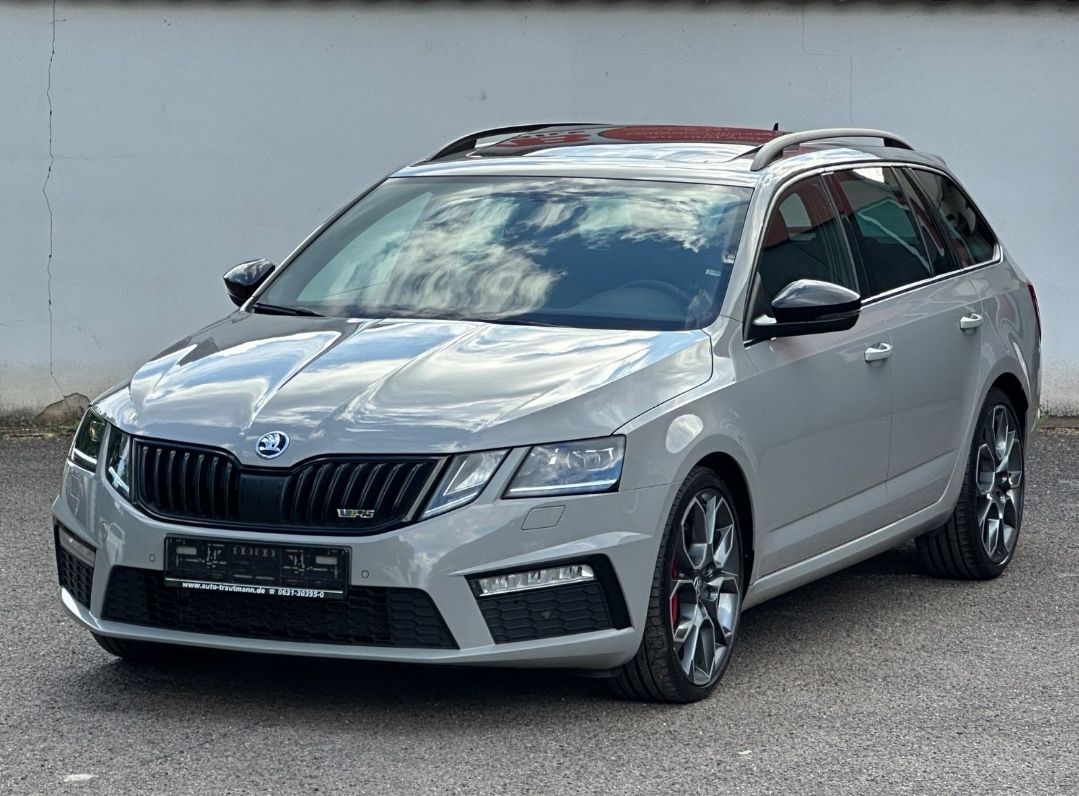 Foto del SKODA Octavia Combi 2.0 TSI DSG RS 180kW