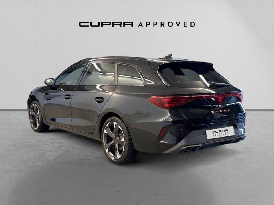 Foto del CUPRA León 1.5 ETSI DSG 110Kw