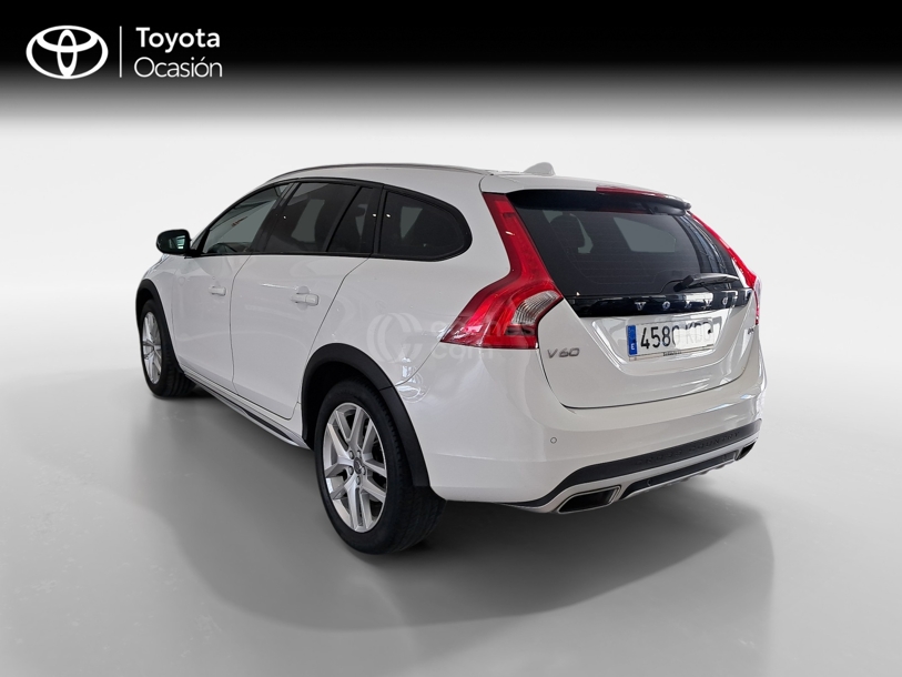 Foto del VOLVO V60 Cross Country D3 Momentum Aut.