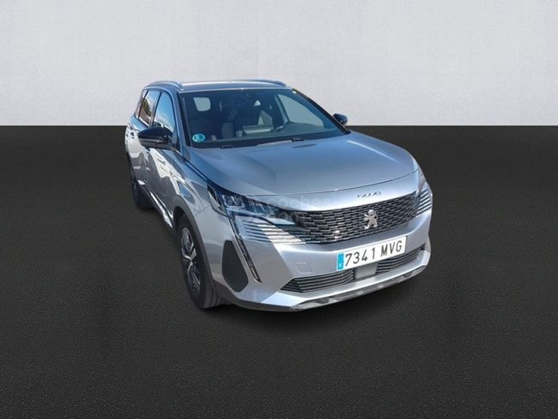 Foto del PEUGEOT 5008 Hybrid Allure Pack 136 eDCS6