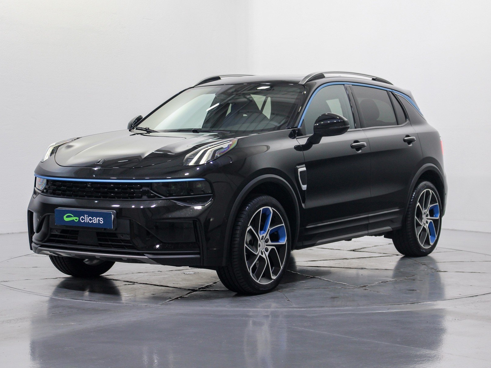 Imagen de LYNK & CO 01