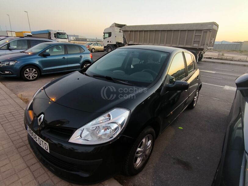 Foto del RENAULT Clio 1.5DCI Confort Dynamique 85