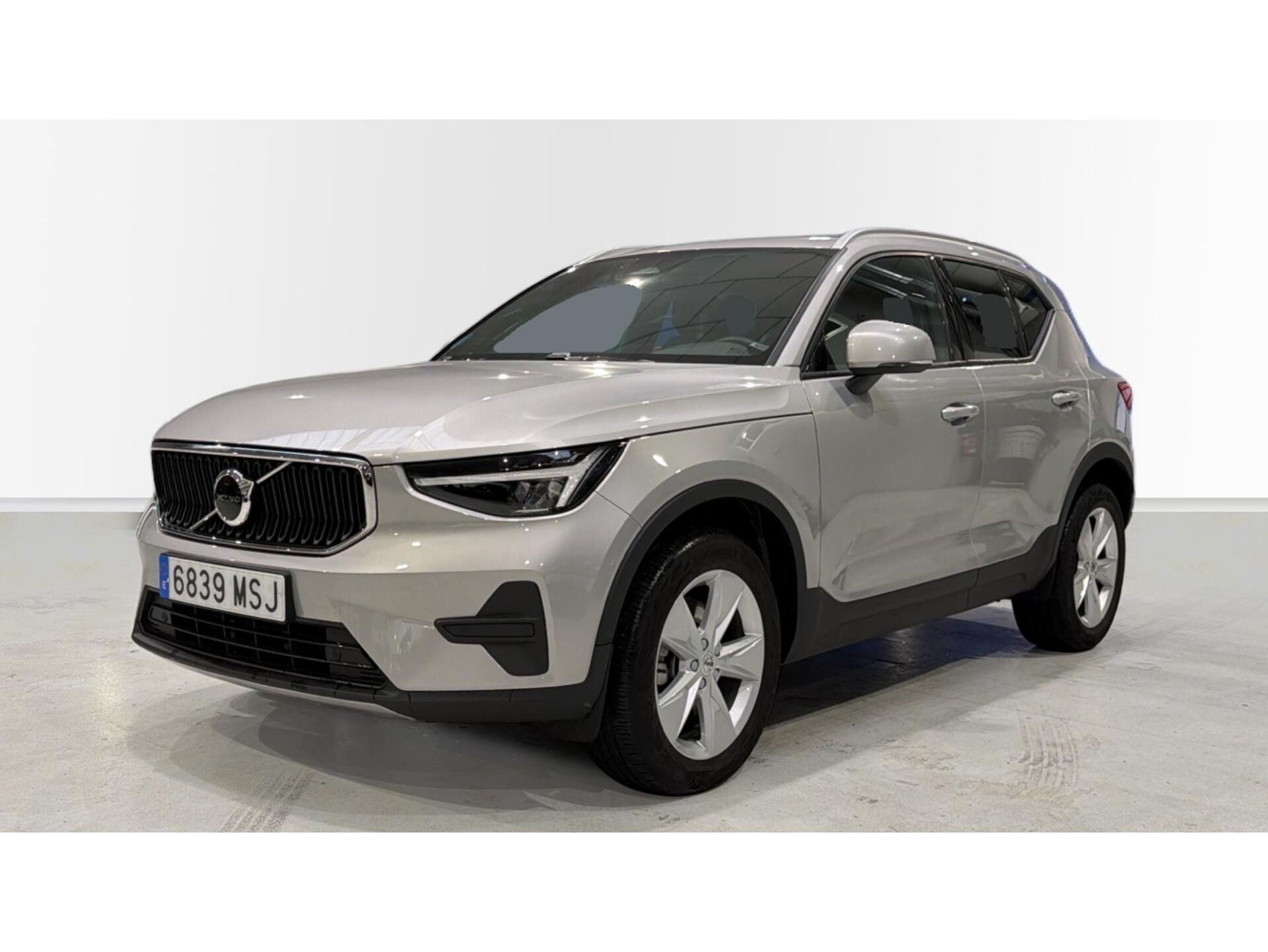 VOLVO XC40 (B3 G Core Auto 120 kW (163 CV)) en Madrid
