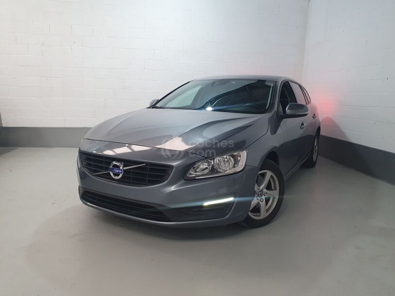 Foto del VOLVO V60 D2 Kinetic Aut. 120