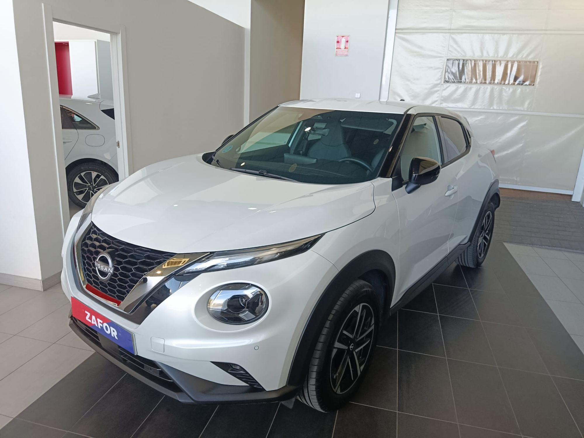 NISSAN Juke (1.0 DIG-T N-Connecta 4x2 DCT 7 114) en Sevilla