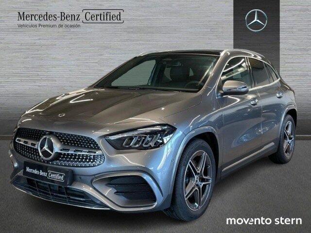 MERCEDES Clase GLA (200 D 110 kW (150 CV)) en Barcelona