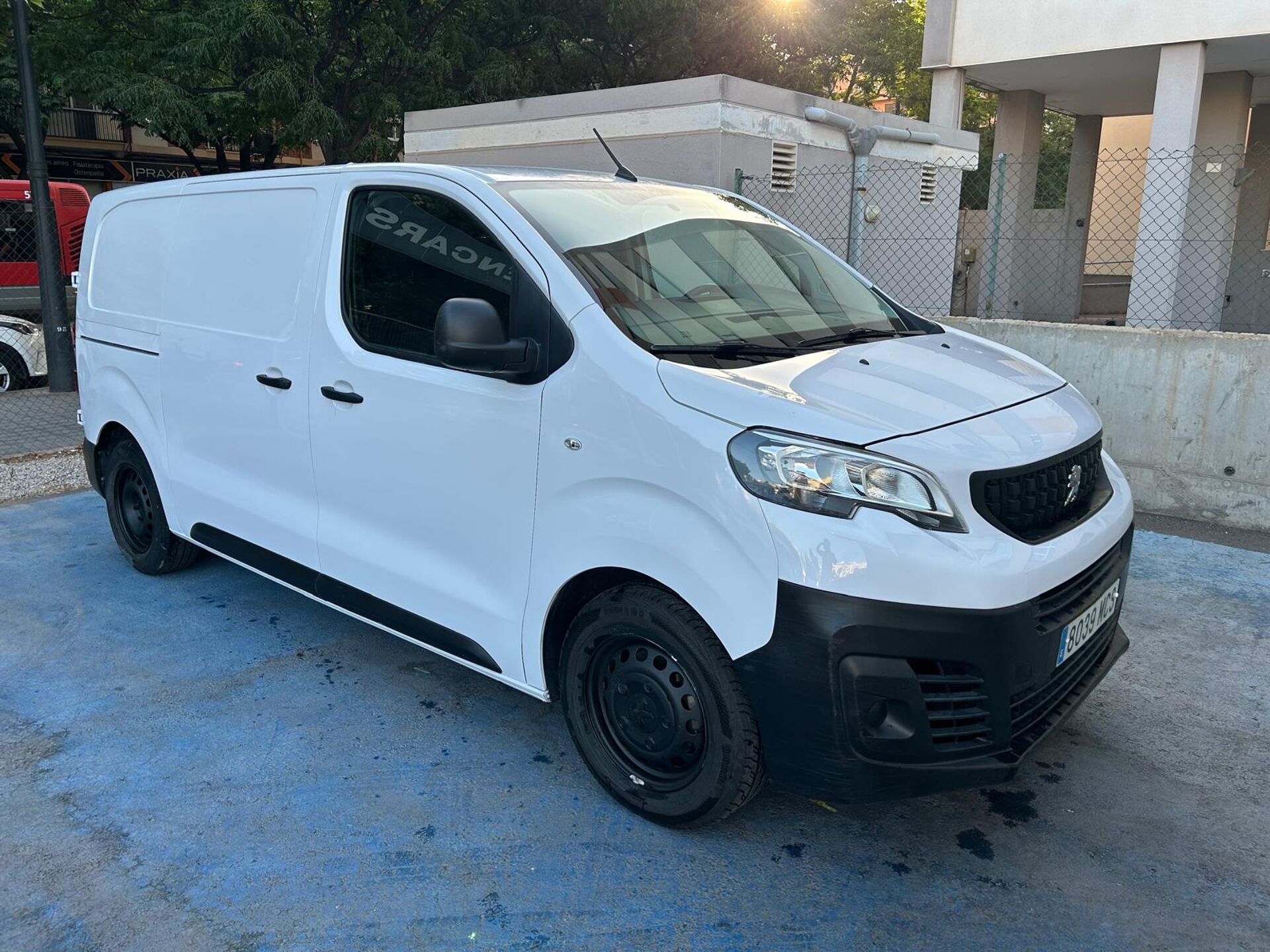 Imagen de PEUGEOT Expert