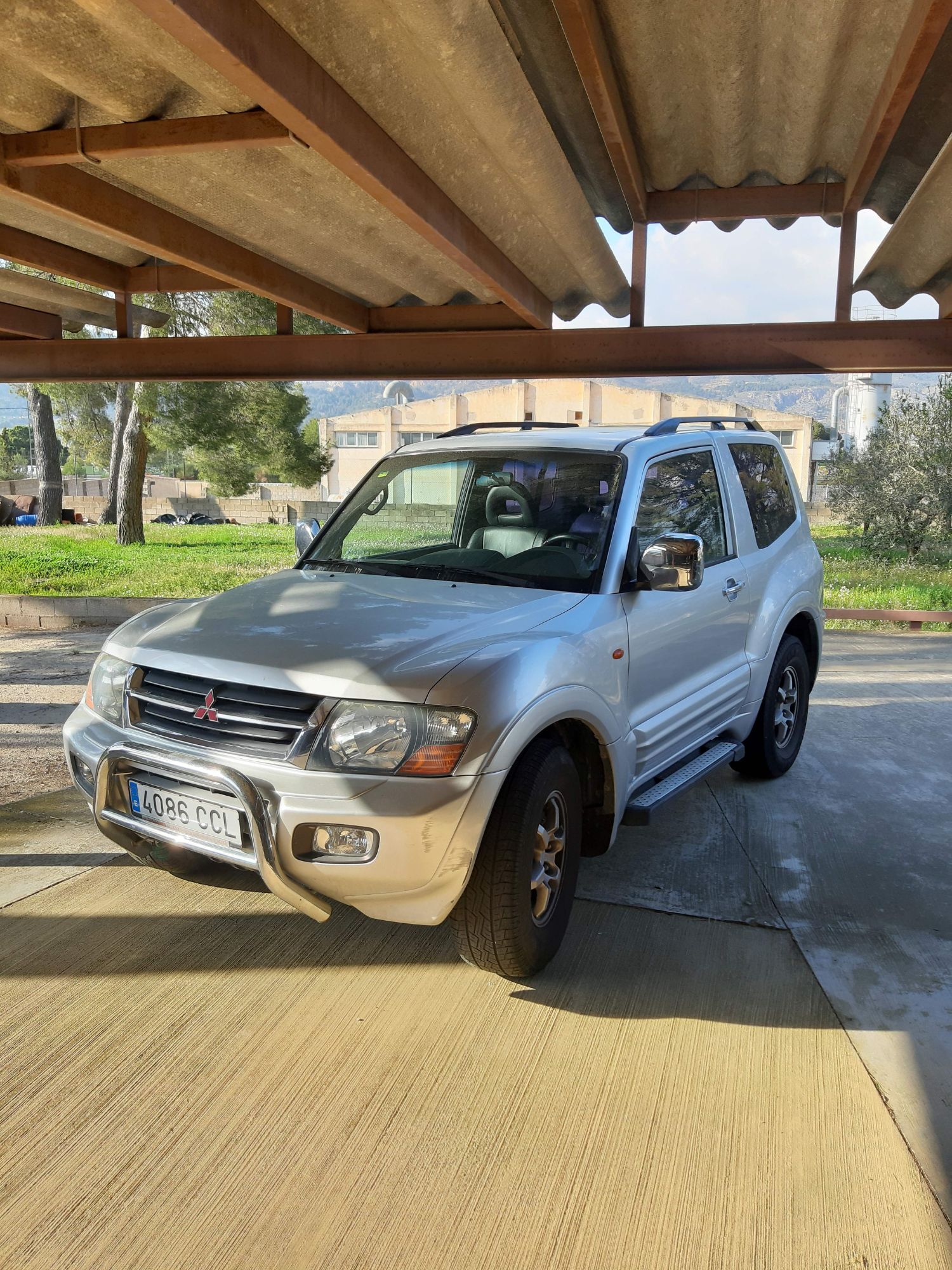 Foto del MITSUBISHI Montero 3.2 DI-D GLS AT