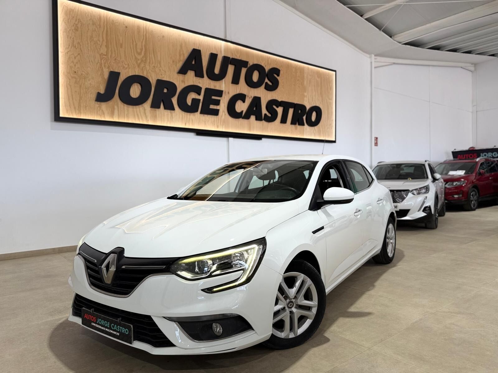 RENAULT Mégane (Business Blue dCi 81 kW (115CV)) en Sevilla