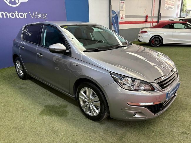 PEUGEOT 308 (5p Style 1.6 BlueHDi 120) en Málaga