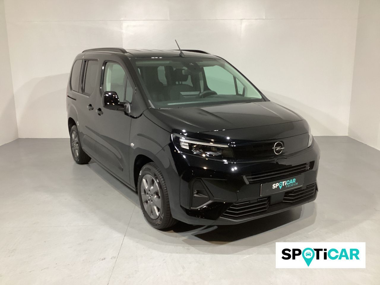 OPEL Combo (100 Cv 1.5 Td S/S MT6 €6.4) en Barcelona