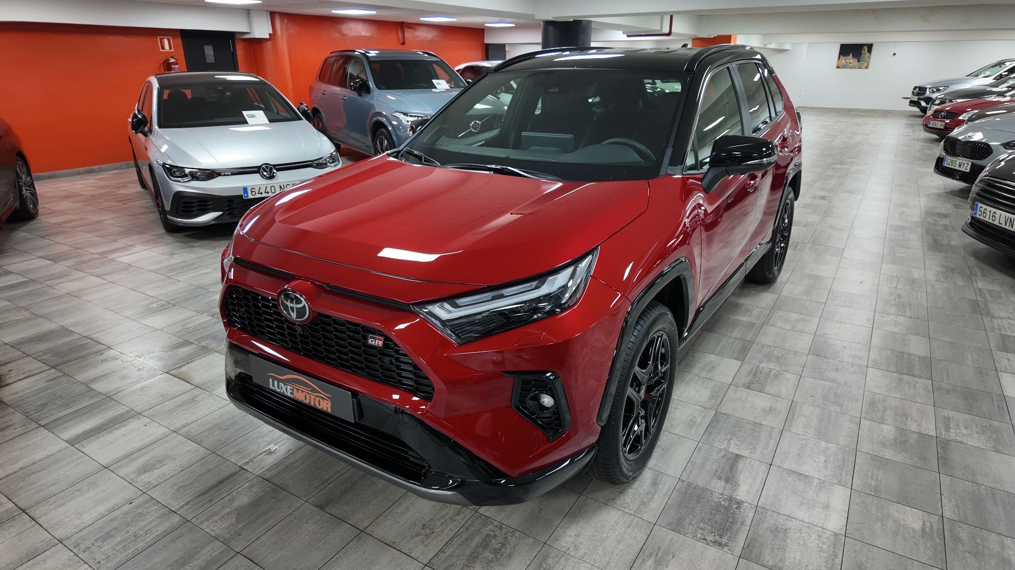 TOYOTA RAV-4 (2.5 hybrid 4WD GR Sport Plus) en Madrid