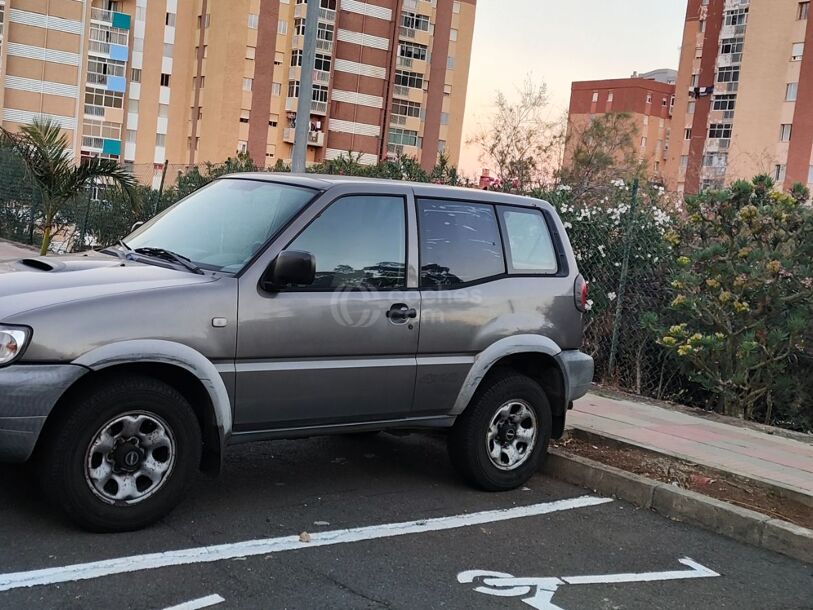 Foto del NISSAN Terrano 2.7 TD Comfort