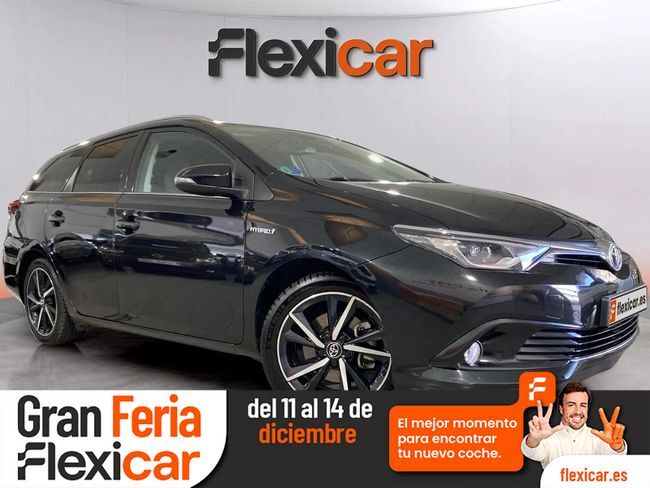 TOYOTA Auris (1.8 140H Active Touring Sports) en Alicante