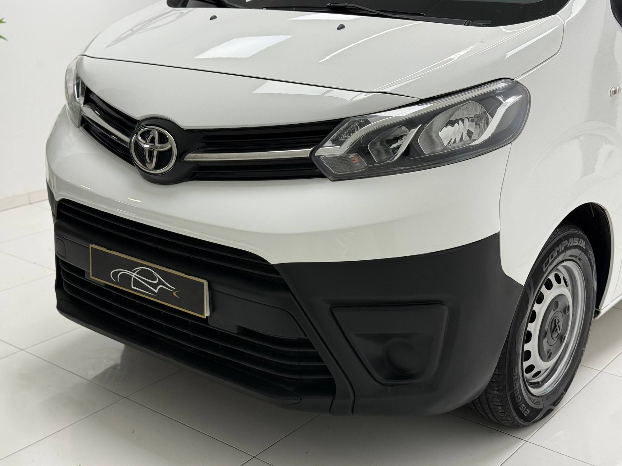 Foto del TOYOTA Proace Furgón Medio (L1) 1.6D Business 95