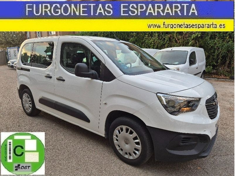 OPEL Combo (Life 1.5TD S-S Expression L 100) en Madrid