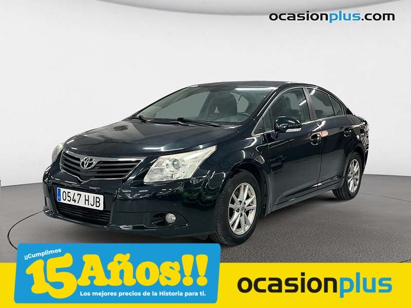 TOYOTA Avensis (2.0 D-4D Active 93 kW (126 CV)) en Madrid