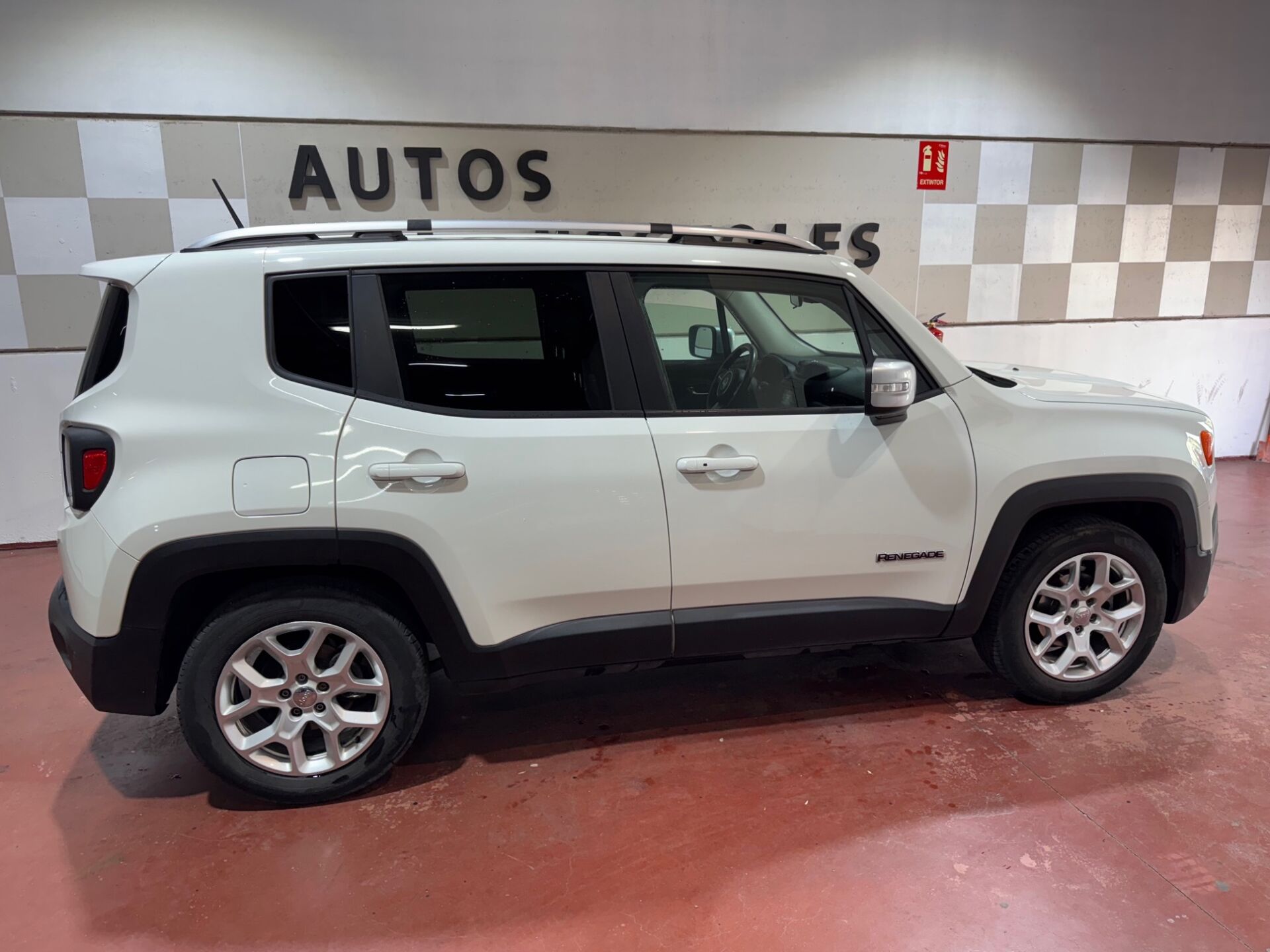 Imagen 3 de JEEP Renegade