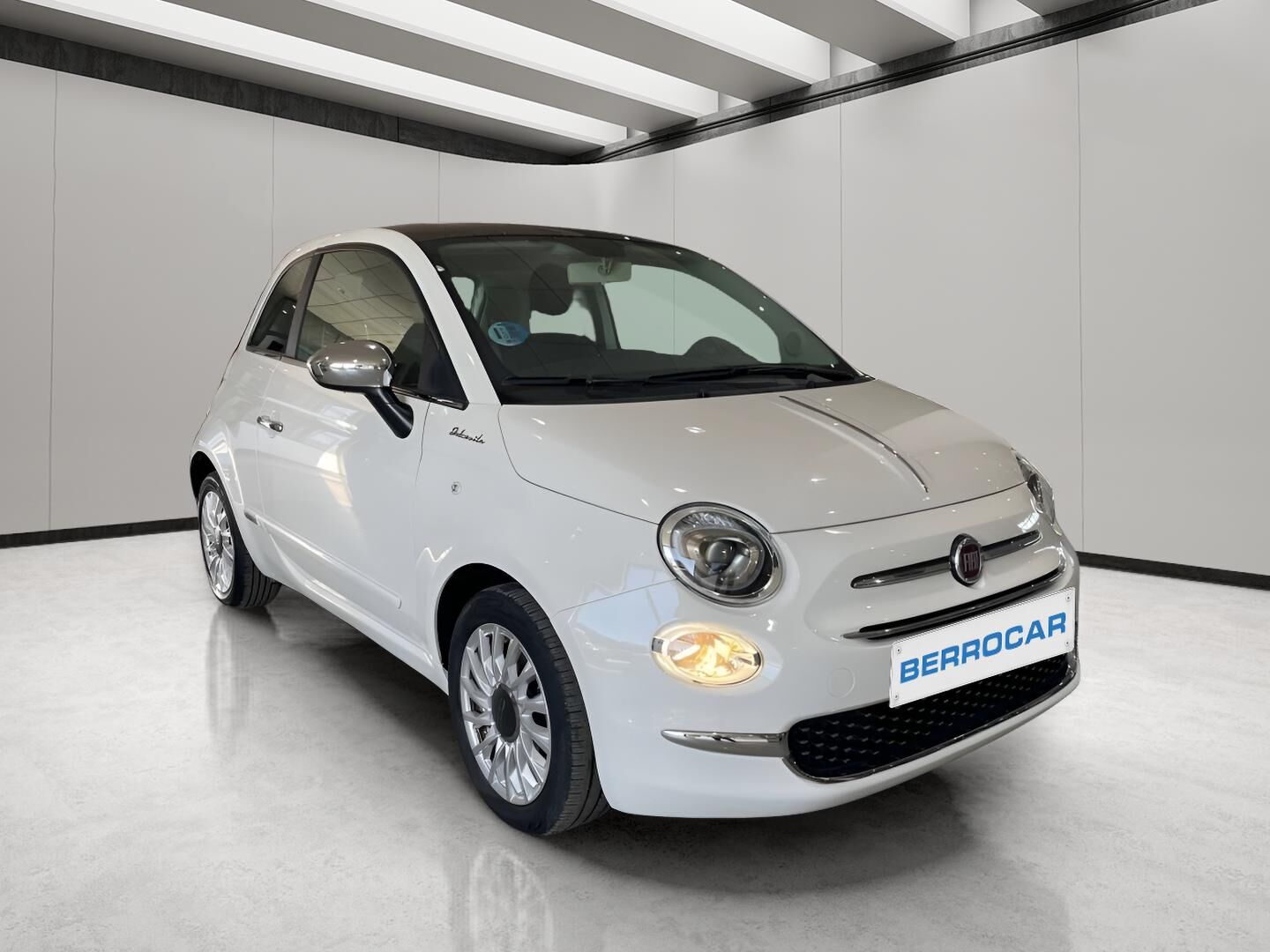 FIAT 500 (1.0 Hybrid Dolcevita 51 kW (70 CV)) en Sevilla