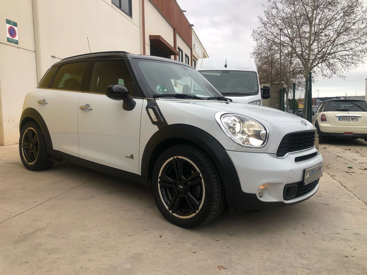 MINI Mini Countryman (2.0 tdi automatico 4x4) en Tarragona