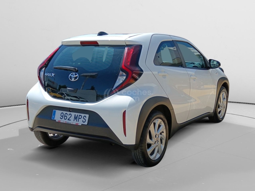 Foto del TOYOTA Aygo X Cross Play
