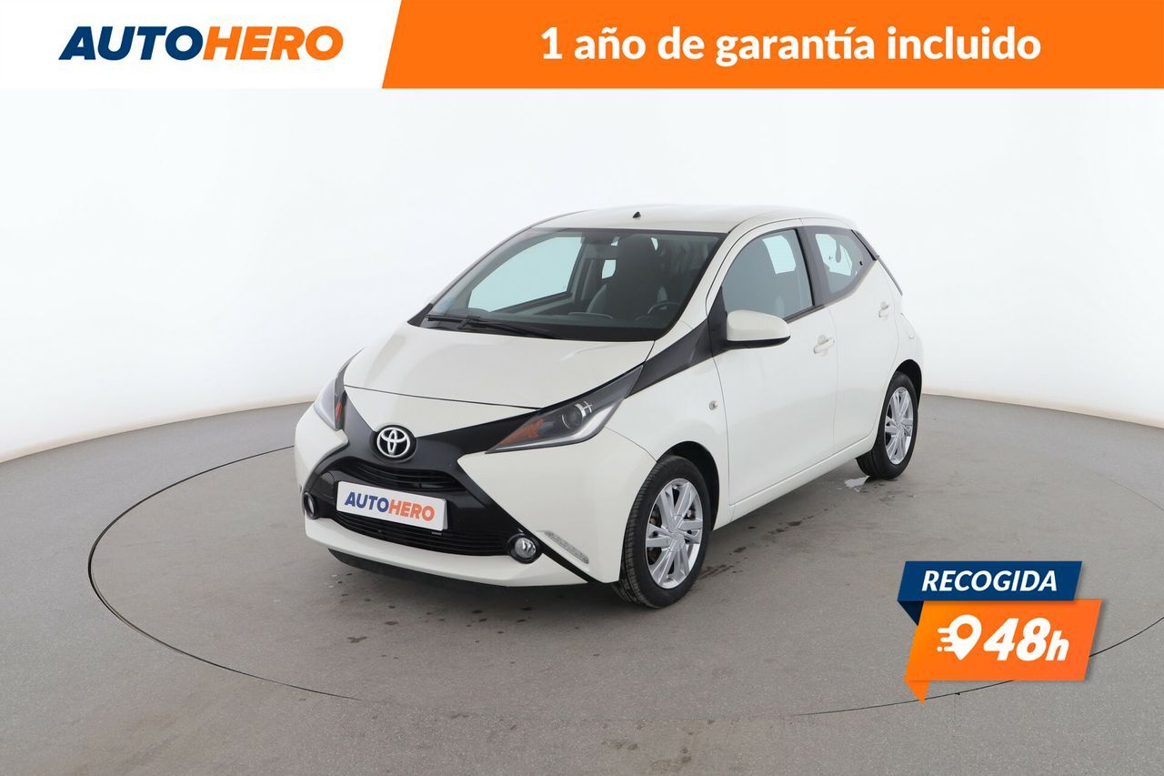 TOYOTA Aygo (1.0 X-Play) en Madrid