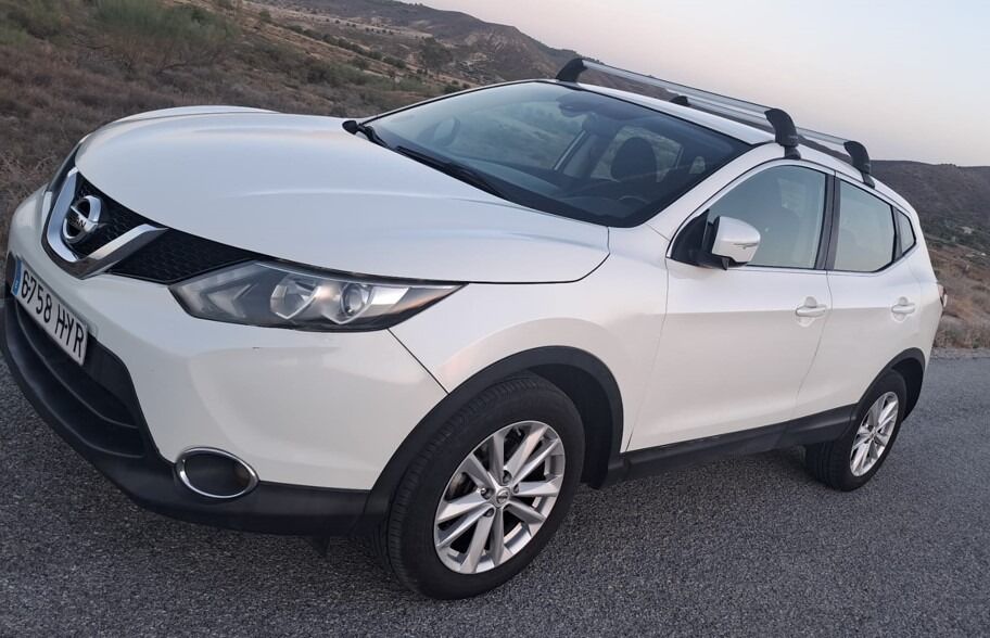 NISSAN Qashqai (1.2i DIG-T S&S ACENTA 4X2) en Almería