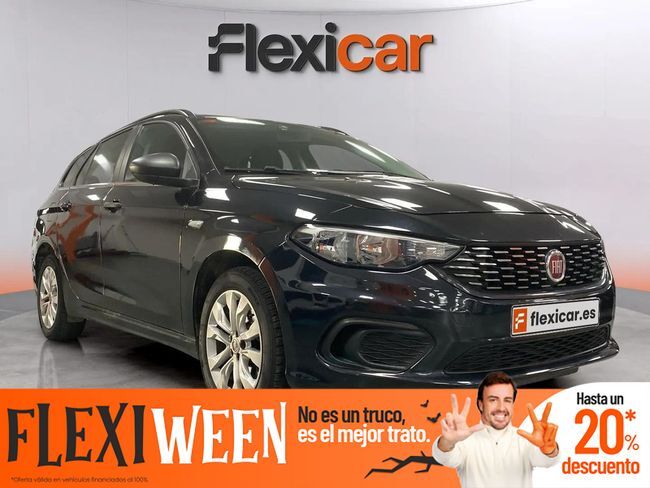 FIAT Tipo (SW 1.4 T-Jet 88kW (120CV) Lounge) en Girona