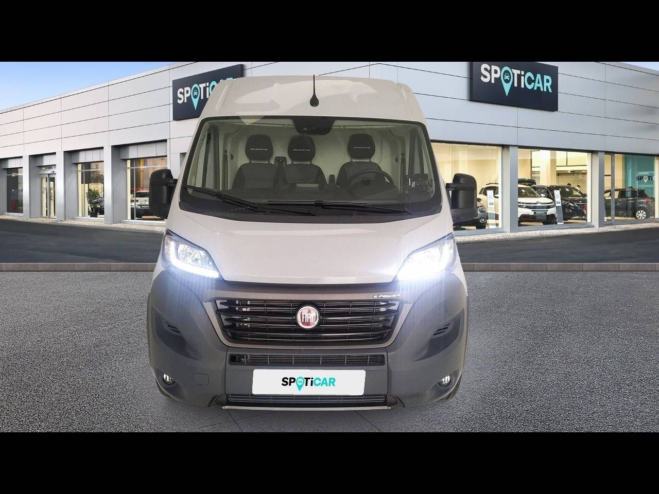 Foto del FIAT Ducato e- Furgón Acristalado L3 H2 79kW