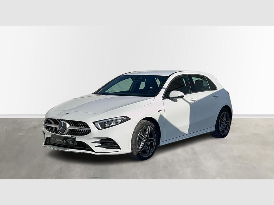 MERCEDES Clase A (A 250 e AMG Line (EURO 6d)) en Madrid