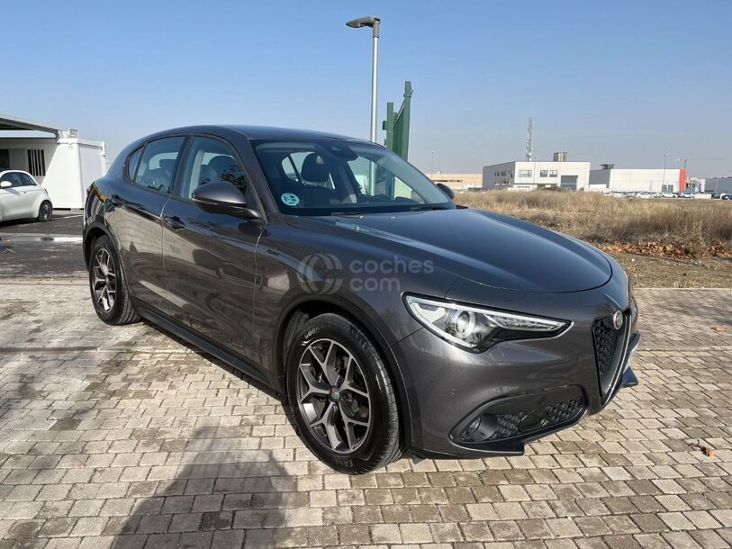 Foto del ALFA ROMEO Stelvio 2.2 Sprint RWD 190 Aut.