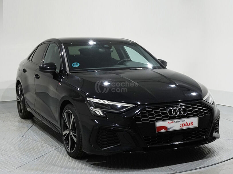 Foto del AUDI A3 Sedán 30TDI Advanced
