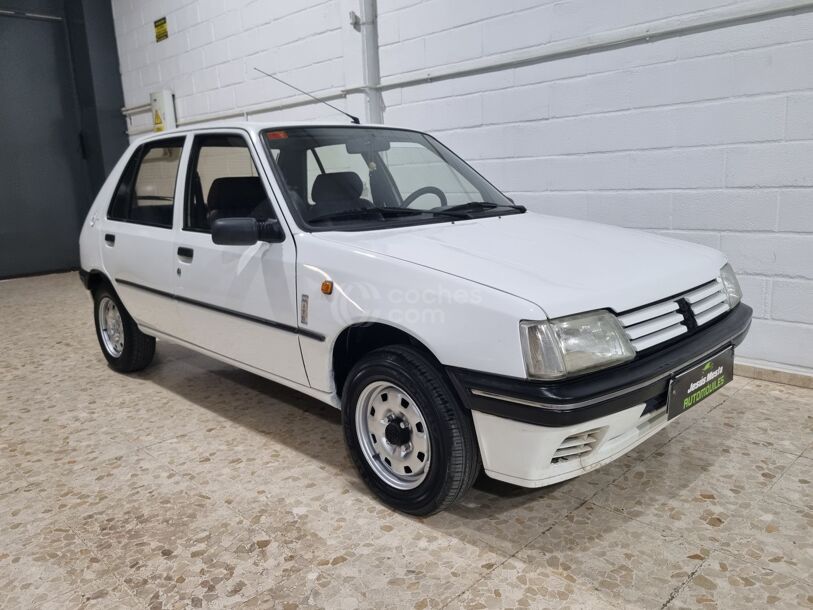 Foto del PEUGEOT 205 1.8D Mito