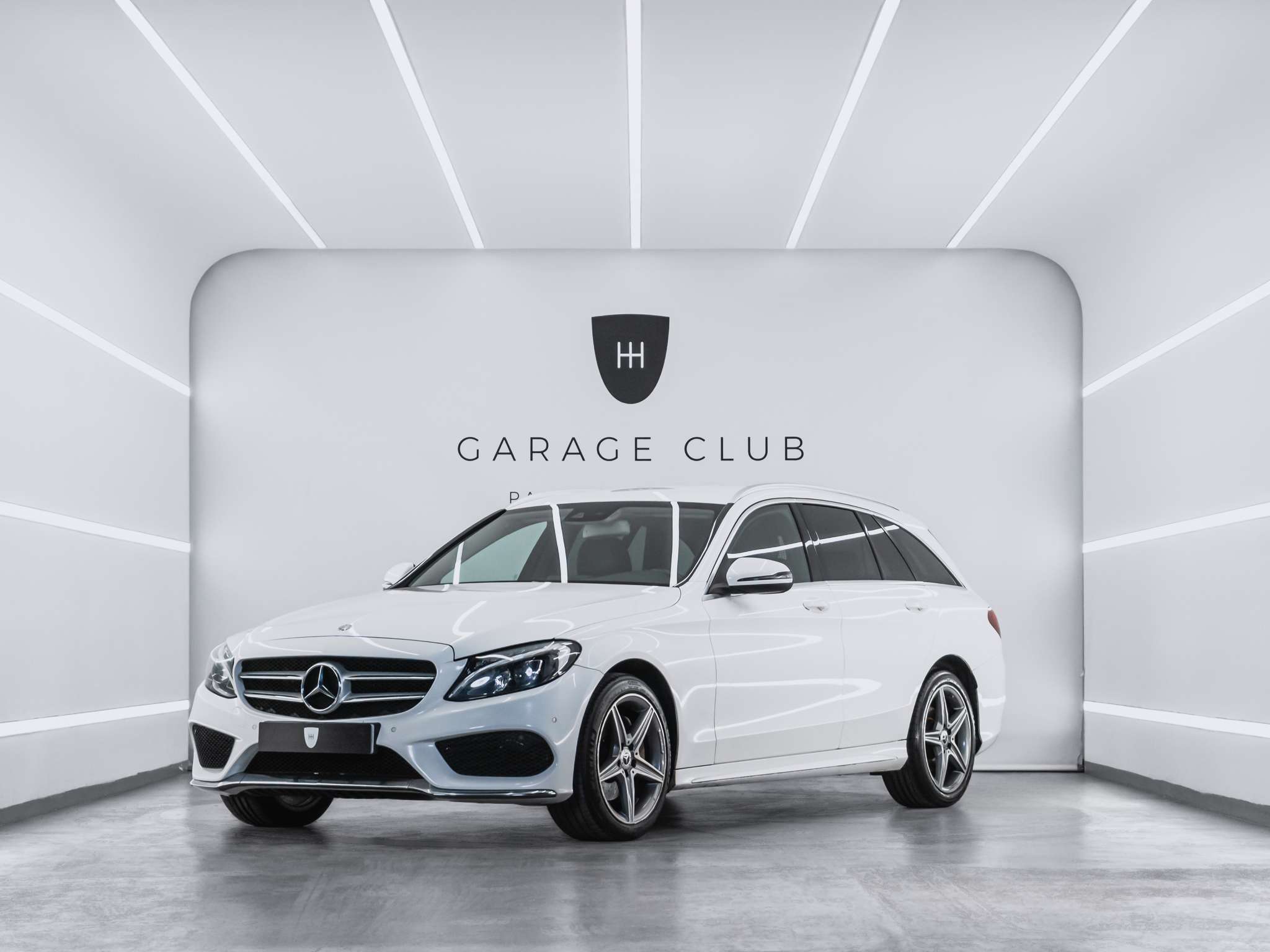 MERCEDES Clase C (C 220 T BlueTEC Edition 1) en Barcelona