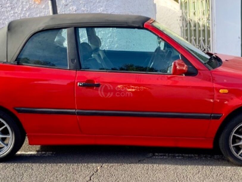 Foto del VOLKSWAGEN Golf Cabriolet 1.8 Basic