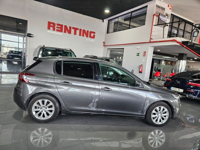 Foto del PEUGEOT 308 1.2 PureTech S&S Style 130