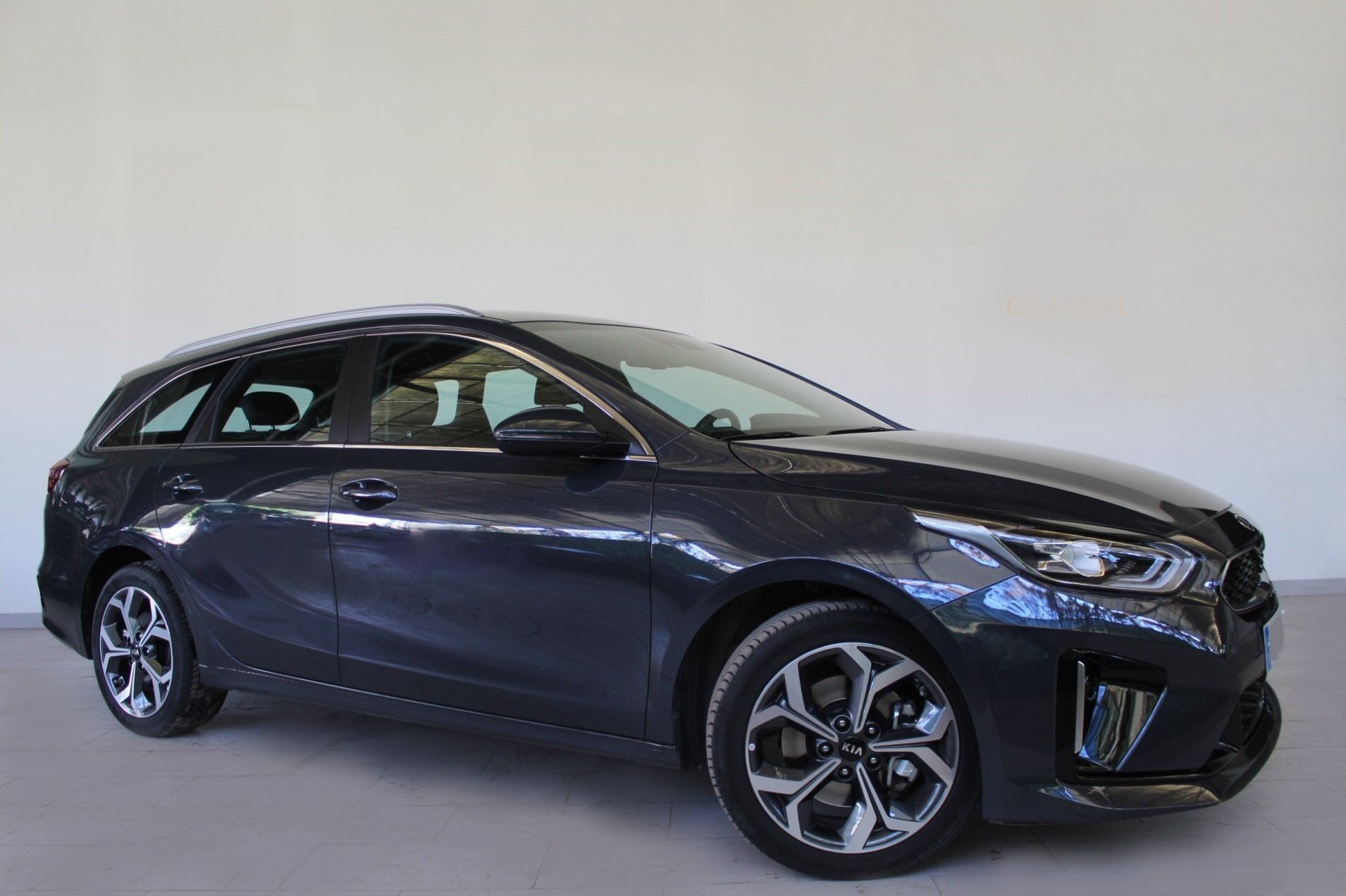 KIA Ceed (CEED PHEV Tourer 1.6 PHEV eTech) en Sevilla