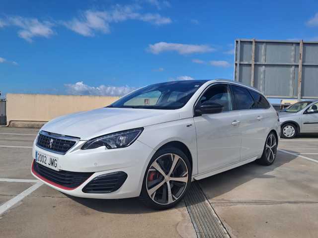 PEUGEOT 308 (1.6 GT 151 kW (205 CV)) en Barcelona